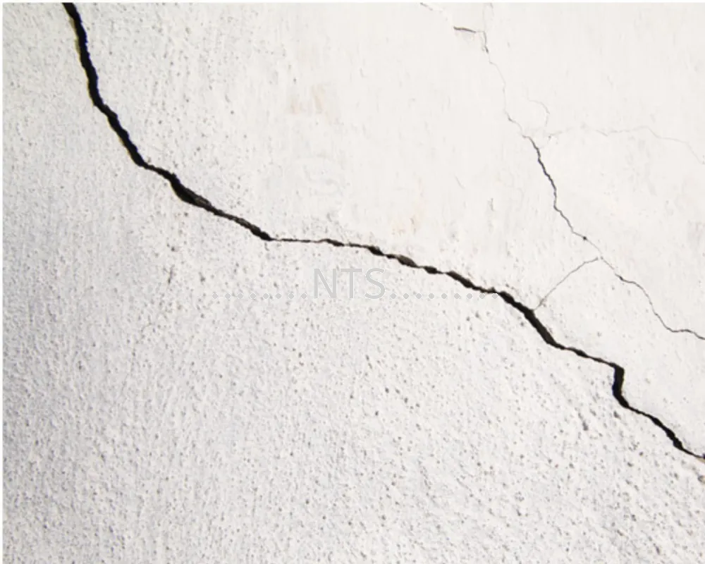 Hairline Crack (External)